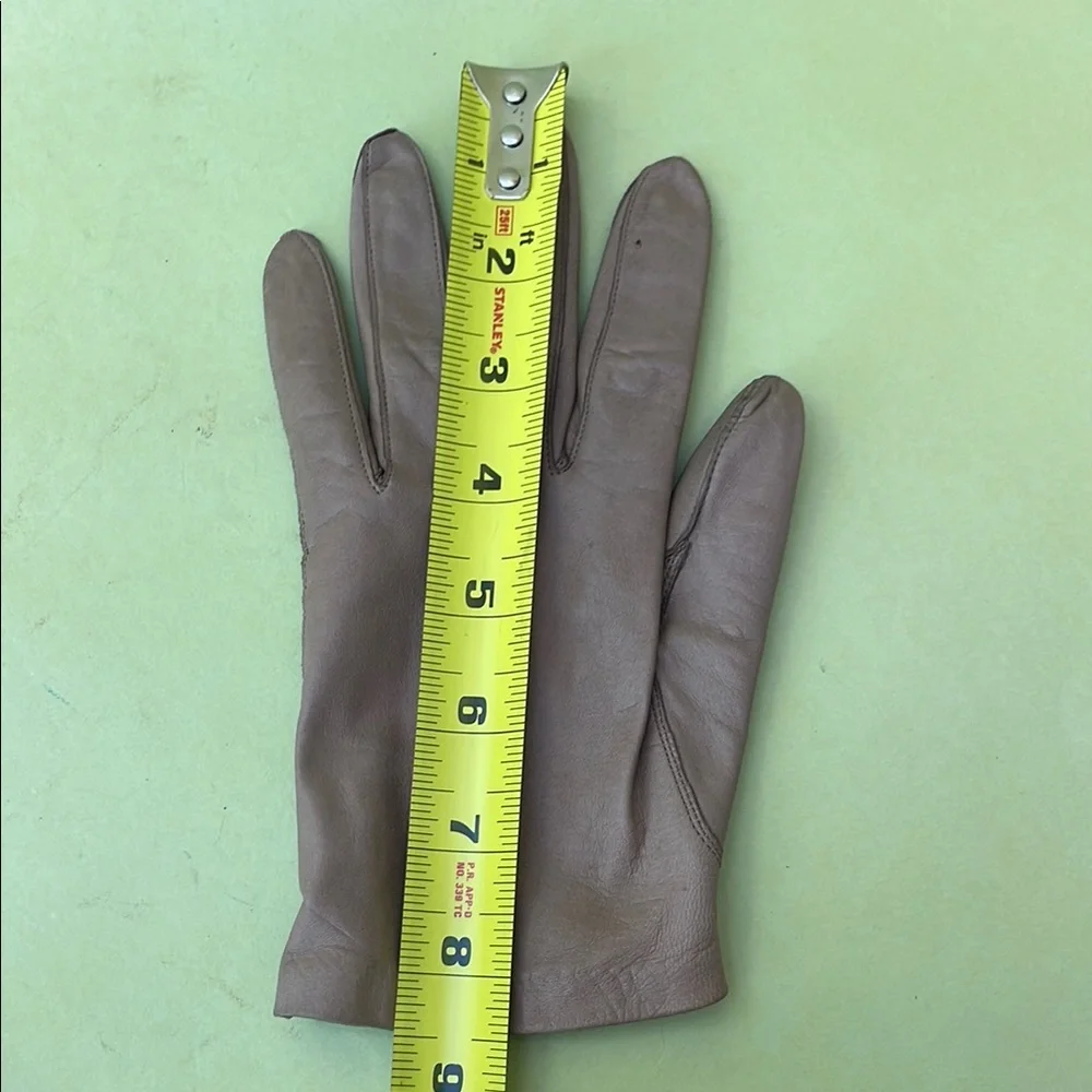 Vintage Grayish Tan Leather Gloves